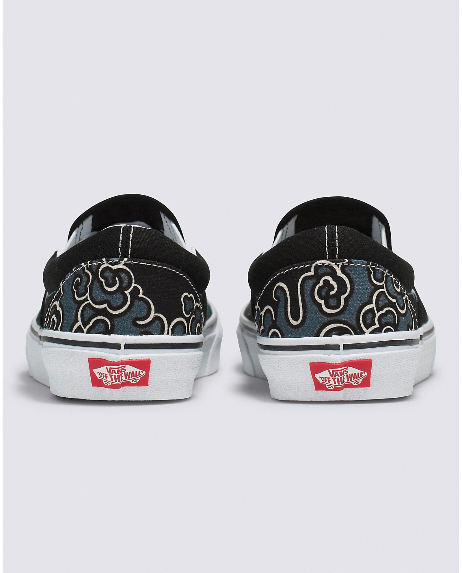 【Vans】Classic Slip-On Tiger Floral Shoe Vans Classic Slip-On Tiger Floral Black White Size 5.5